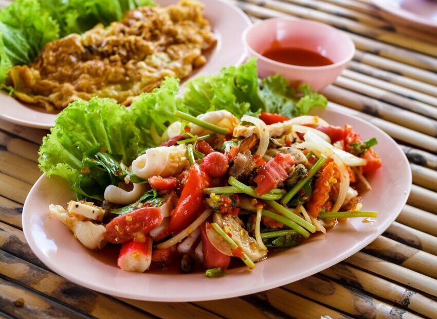 Traditional Thai Foods, Yum Woon Sen