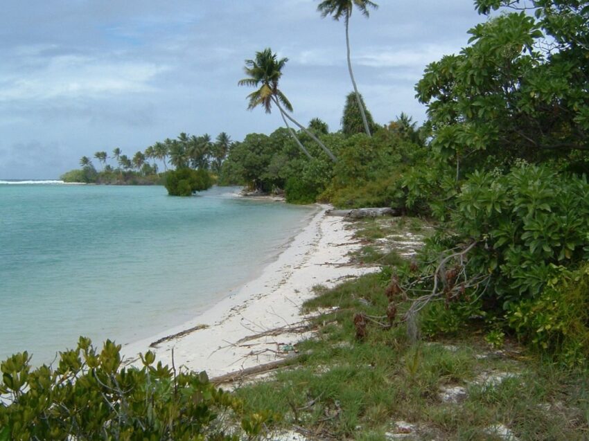 Temaiku Sunrise Beach, Tarawa, Kiribati