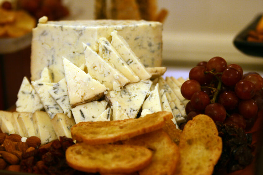 Traditional Norfolk Islander, Blue Cheese