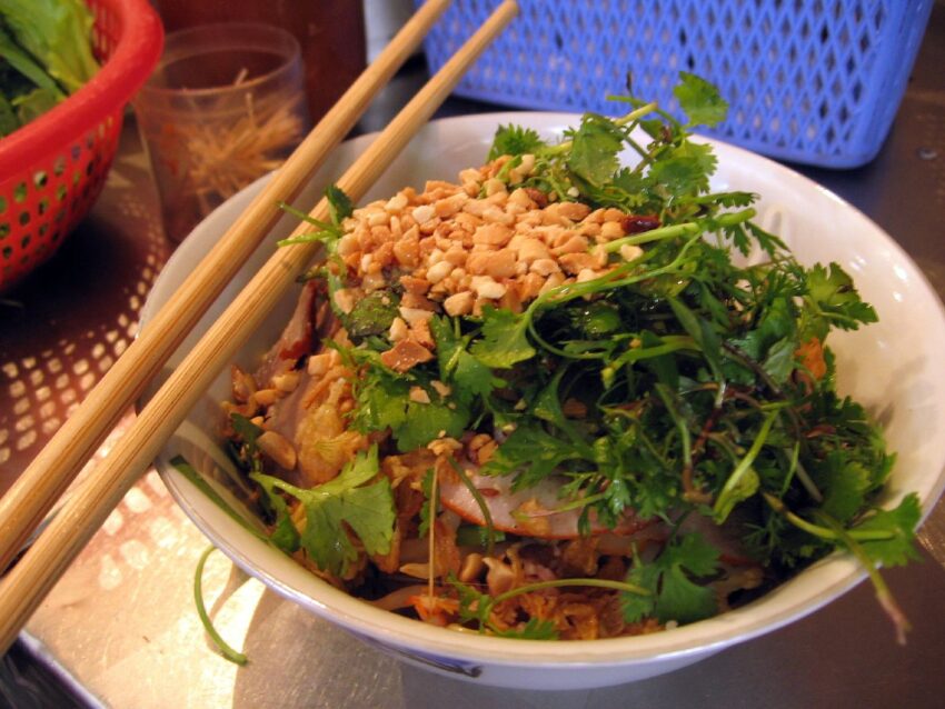Traditional Vietnamese Foods, Bun Bo Nam Bo