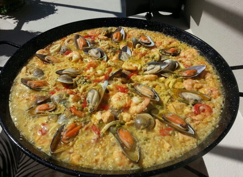 Traditional Spanish Foods, Paella